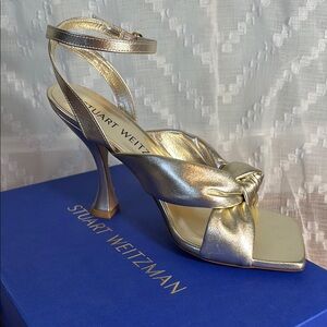 NWT Stuart Weitzman Playa Ankle Strap Knot Sandal, Gold